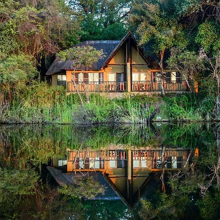 Gondwana Namushasha River Lodge Kongola Exteriör bild